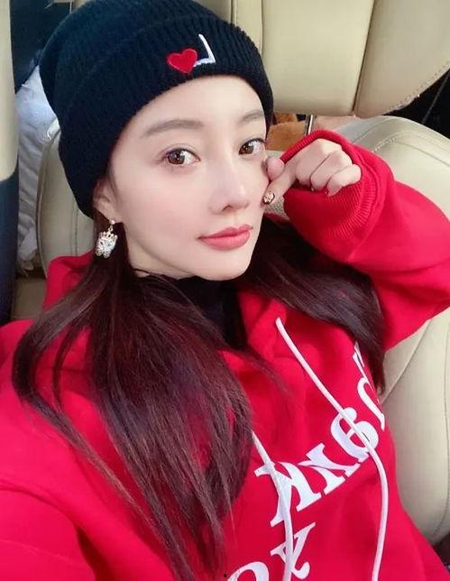 李小璐是网红,从明星到网红的华丽转身