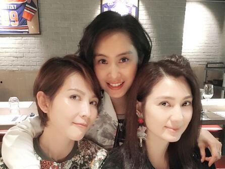 蔡少芬合照男明星,揭秘娱乐圈新恋情