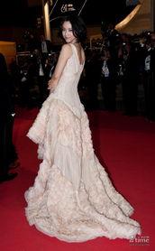 戛纳中国女明星,中国女明星闪耀红毯，风采独领风骚