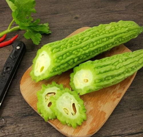 绍宋张荣吃瓜,瓜田李下，一场舌尖上的传奇