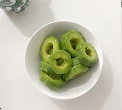 生蜜瓜怎样吃最好,解锁生蜜瓜的最佳食用技巧